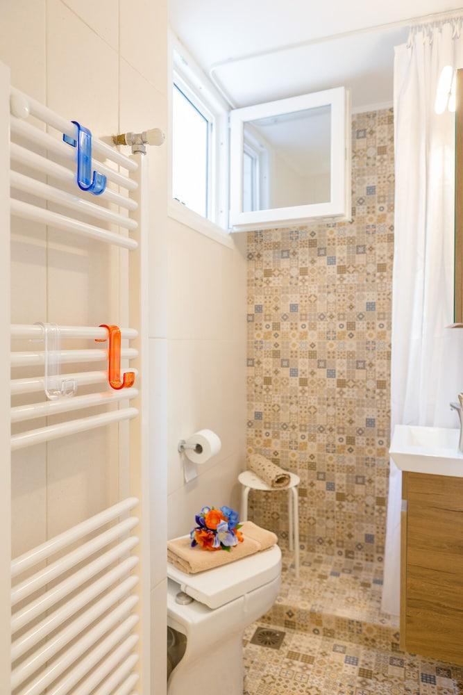 Grandma'S Chic & Bright Athenian Home With A Patio Εξωτερικό φωτογραφία
