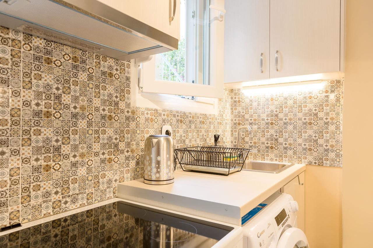 Grandma'S Chic & Bright Athenian Home With A Patio Εξωτερικό φωτογραφία