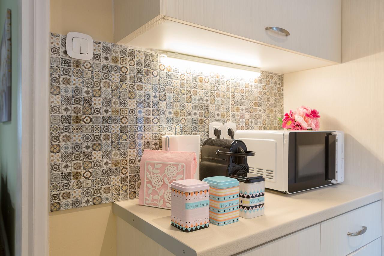 Grandma'S Chic & Bright Athenian Home With A Patio Εξωτερικό φωτογραφία