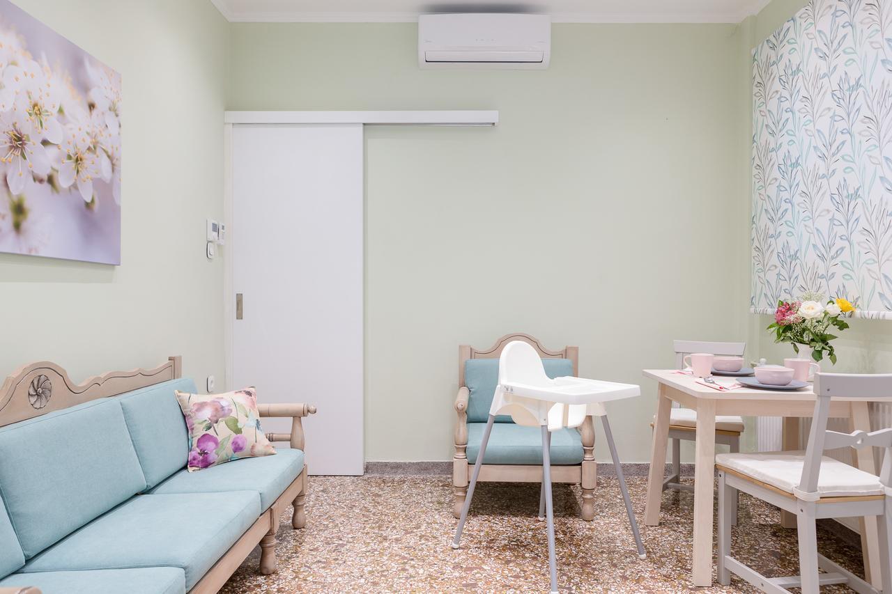Grandma'S Chic & Bright Athenian Home With A Patio Εξωτερικό φωτογραφία